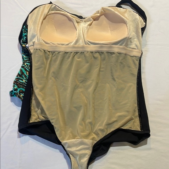 Maxine of Hollywood Green and Black One Piece Swimwear with Tropical Print - Picture 10 of 10